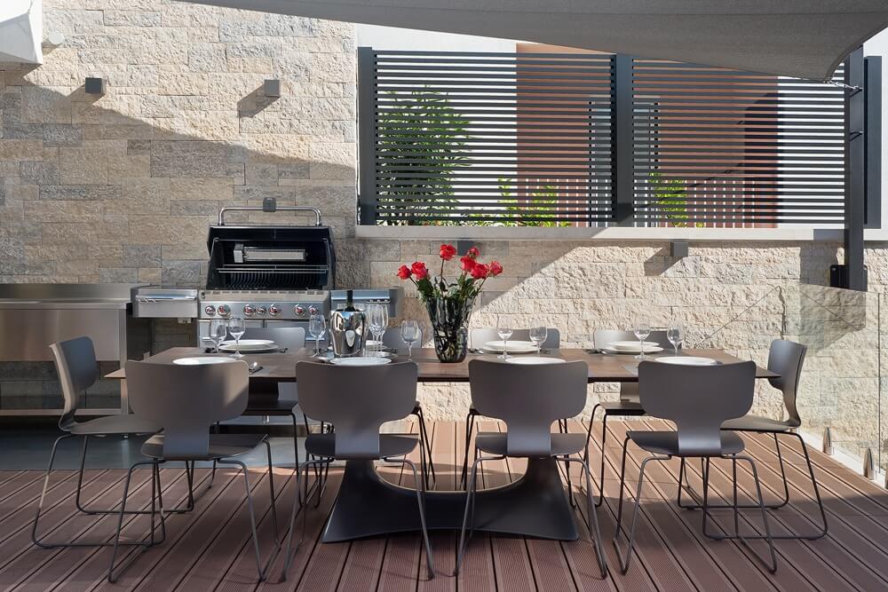 Villa Vlastelini II - outdoor kitchen and terrace